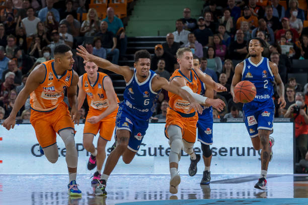 帕的沟通与 帕的沟通与