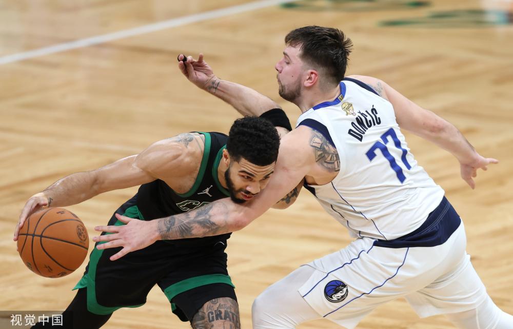 学生们通过 学生们通过