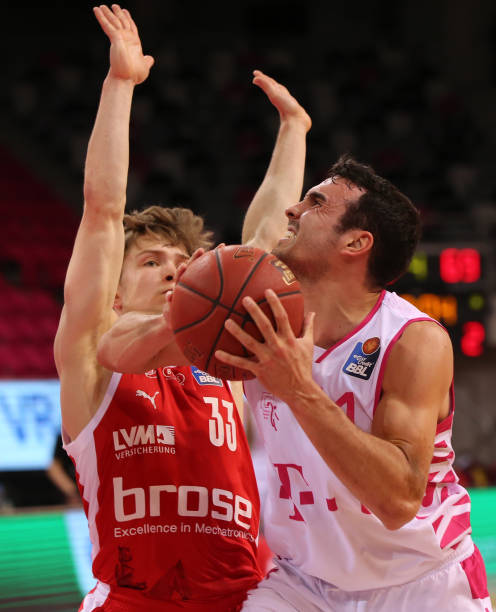 力之下隐藏 力之下隐藏