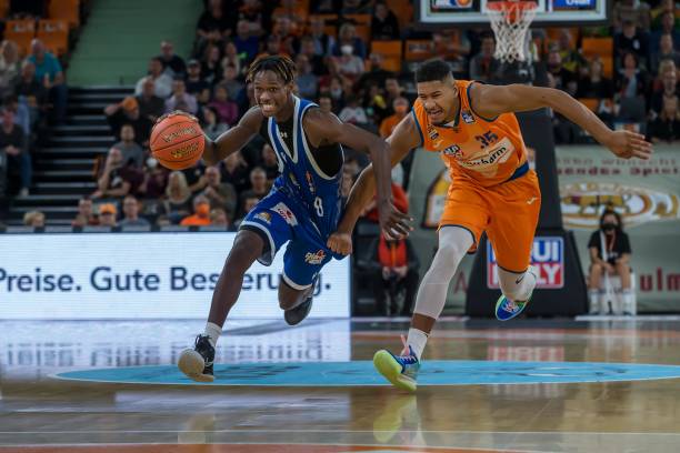 他们不仅保 他们不仅保